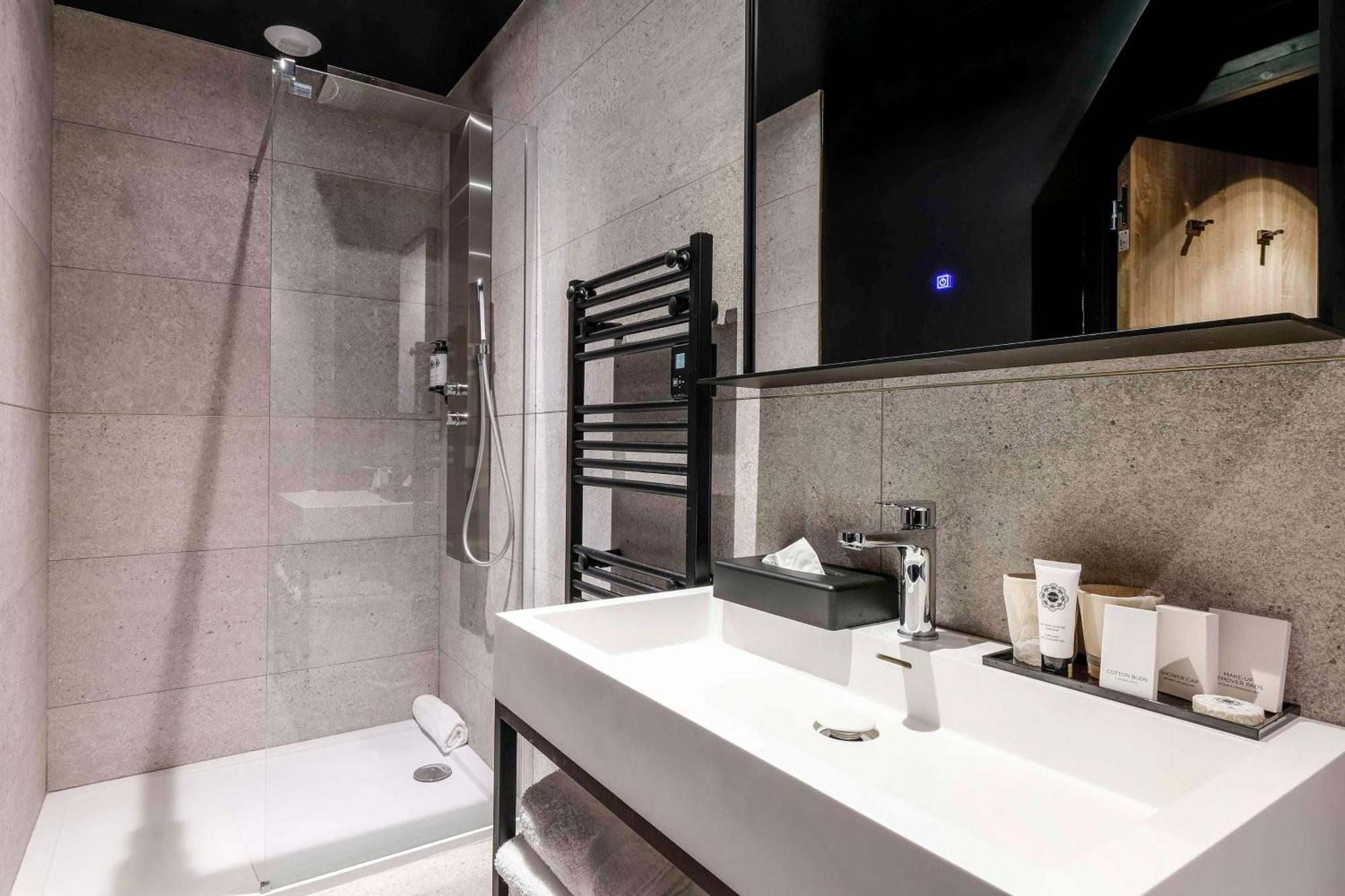 Leprince Hotel Spa; Best Western Premier Collection Ле-Ман Екстер'єр фото